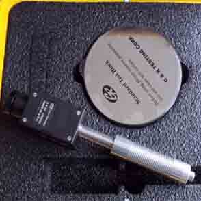 里氏硬度计图片