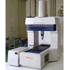 超高精度三坐标测量机图片